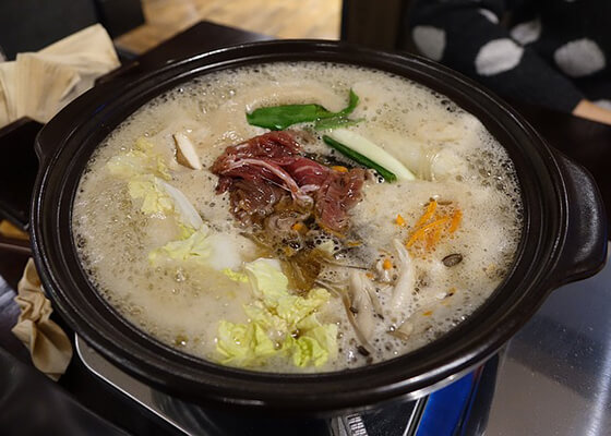 ミシュランも認めた日本の味 東京のすき焼き ちゃんこ鍋の名店5店 料理王国