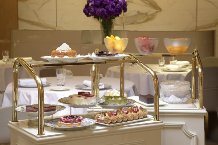 食後を彩るデザート 銀座レカン 料理王国