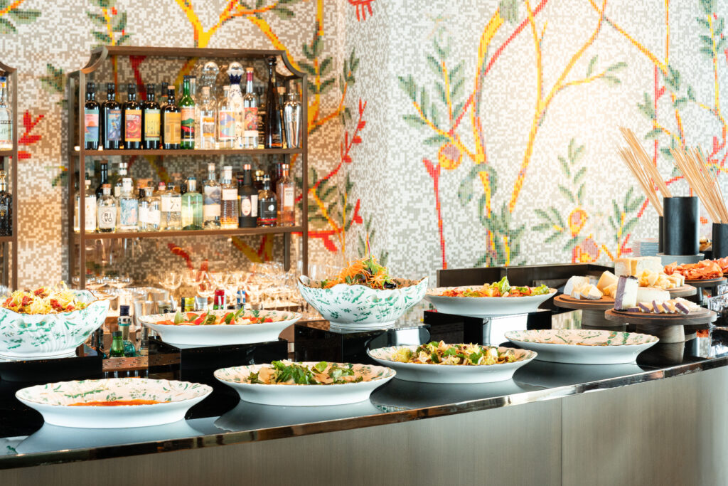 ブルガリホテル東京　オープニングセレモニー　角皿 ブルガリホテル東京 オープニングセレモニー 角皿 美術品