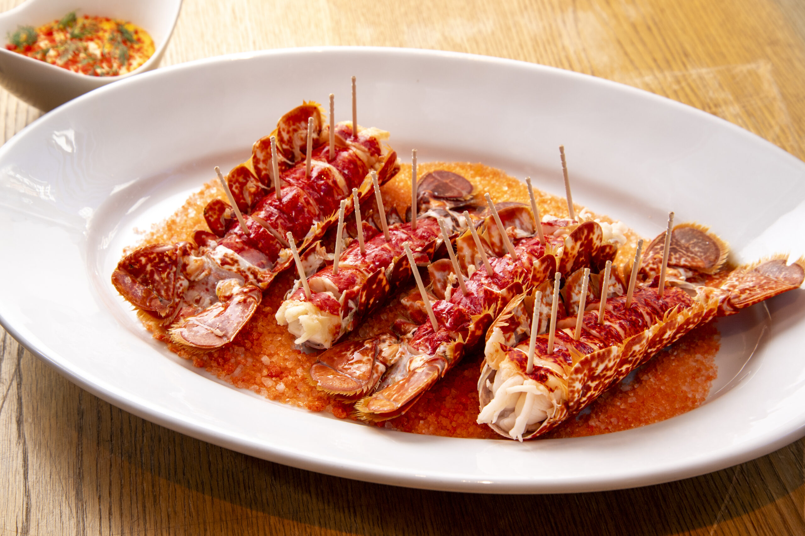 高圧急速冷凍の処理技術によってオマールの“常識”が変わる